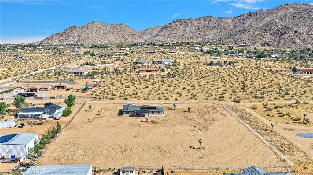 Image 53 of property listing at 23771 Pala, Apple Valley, CA 92307