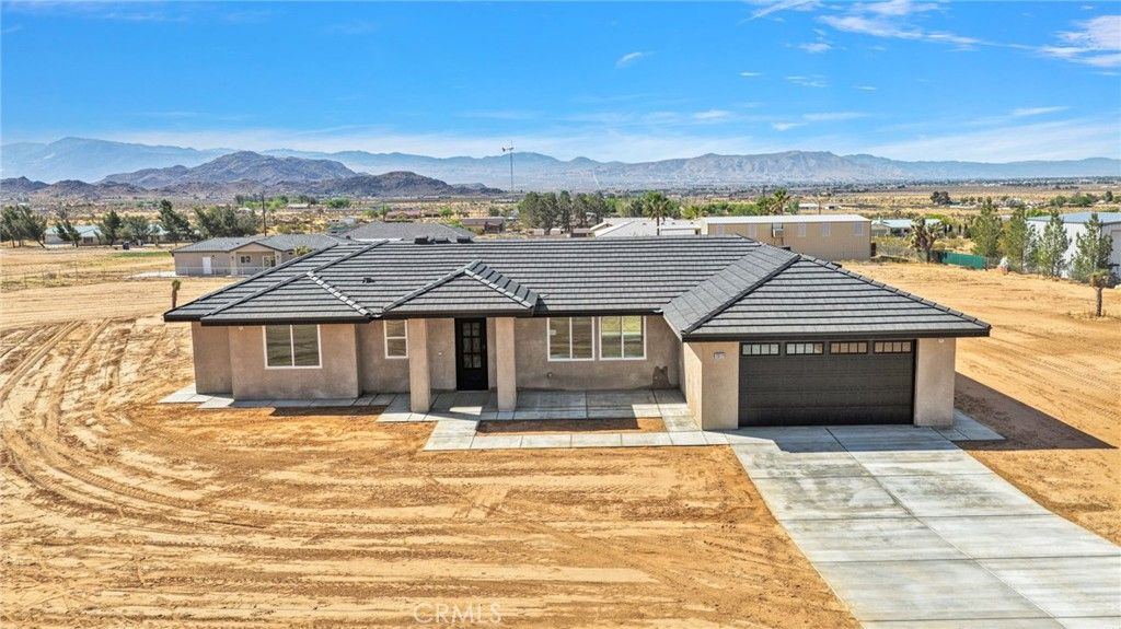 Image 56 of property listing at 23771 Pala, Apple Valley, CA 92307