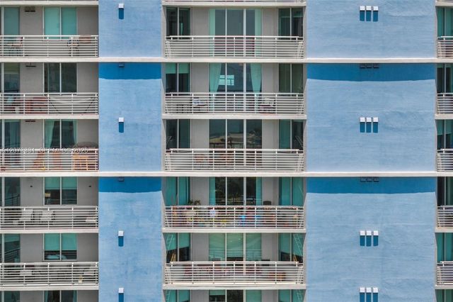 335 S Biscayne Boulevard 2805, Miami, FL 33131