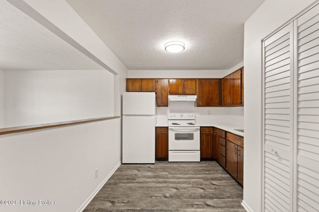 260 Faro Ct 6, Shepherdsville, KY 40165