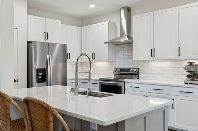 100 Buttercup Cv, Franklin, TN 37064