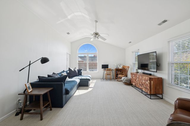 100 Buttercup Cv, Franklin, TN 37064