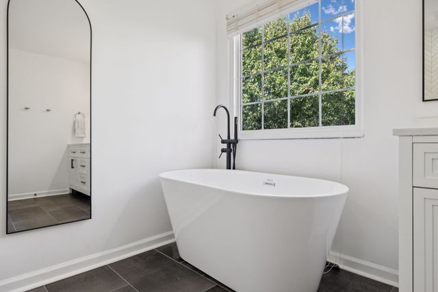 100 Buttercup Cv, Franklin, TN 37064