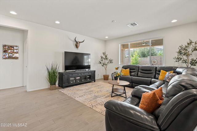 15438 S Camino Napo, Sahuarita, AZ 85629