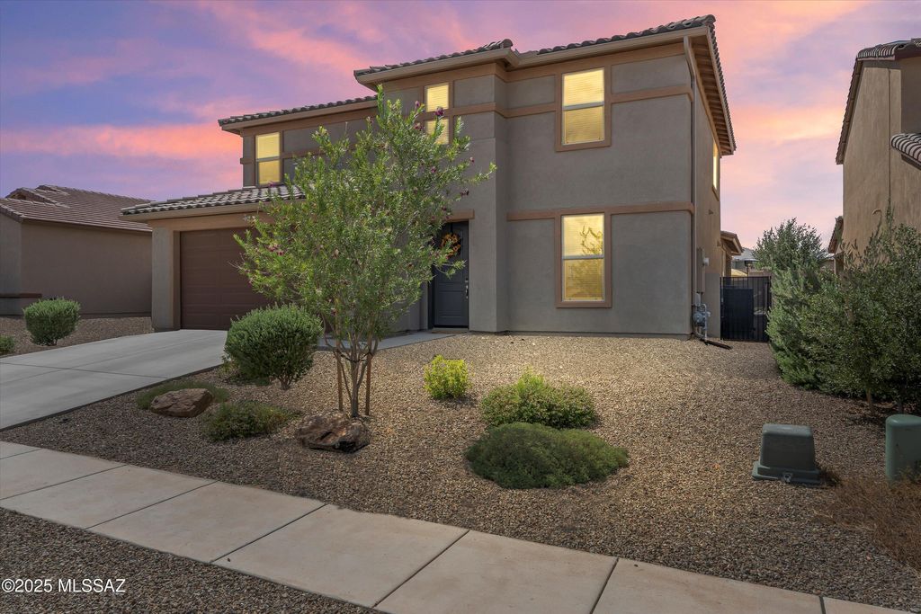15438 S Camino Napo, Sahuarita, AZ 85629