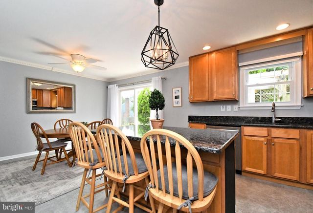 109 MACINTOSH LN, North Wales, PA 19454
