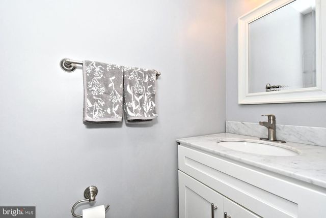 109 MACINTOSH LN, North Wales, PA 19454