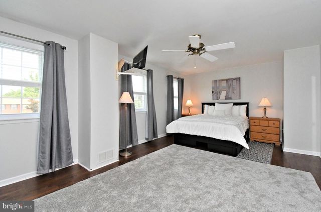 109 MACINTOSH LN, North Wales, PA 19454