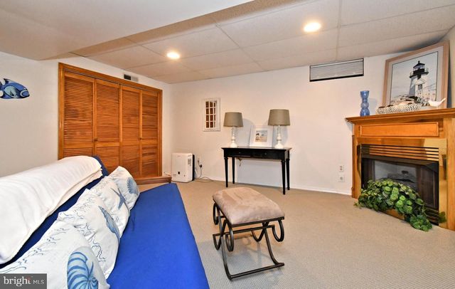 109 MACINTOSH LN, North Wales, PA 19454