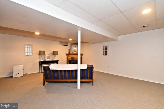 109 MACINTOSH LN, North Wales, PA 19454