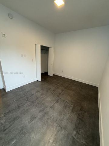 2010 SW 25th Ter 205, Miami, FL 33133