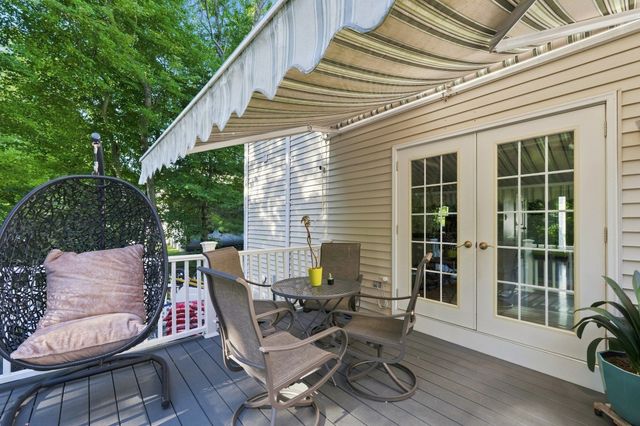 5 Lady Slipper Ln, Methuen, MA 01844
