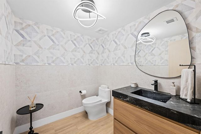 3301 NE 183rd Street 2906, Aventura, FL 33160