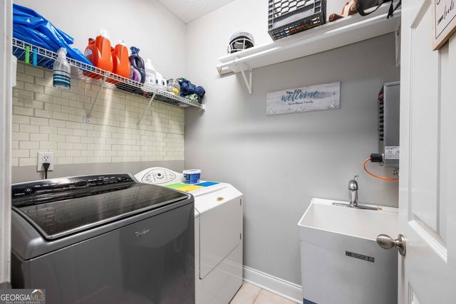 829 Thrash Road, Lagrange, GA 30241