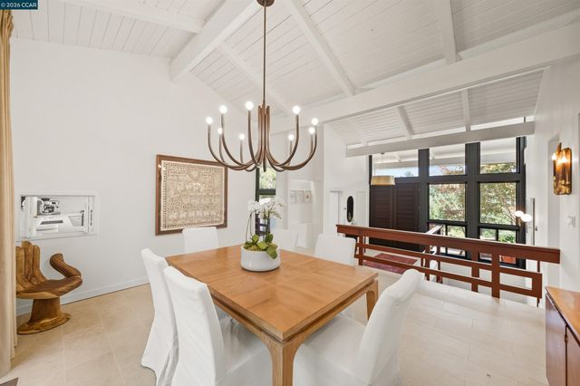 4161 Coralee Ln, Lafayette, CA 94549