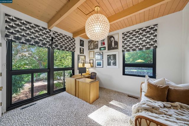 4161 Coralee Ln, Lafayette, CA 94549