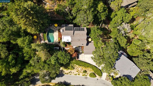 4161 Coralee Ln, Lafayette, CA 94549