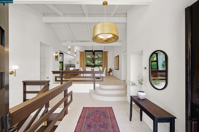 4161 Coralee Ln, Lafayette, CA 94549