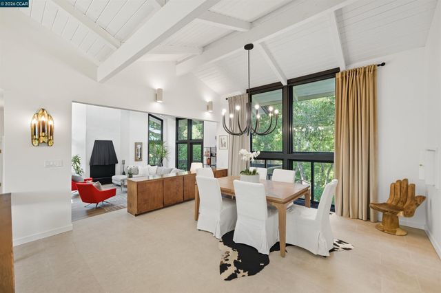 4161 Coralee Ln, Lafayette, CA 94549