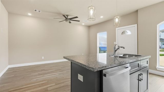 4431 Knoxville Street A, Houston, TX 77051