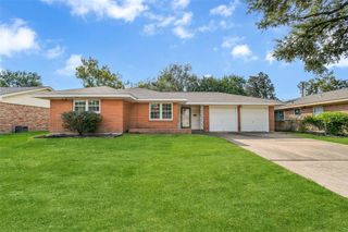 822 Alyse Street, Deer Park, TX 77536