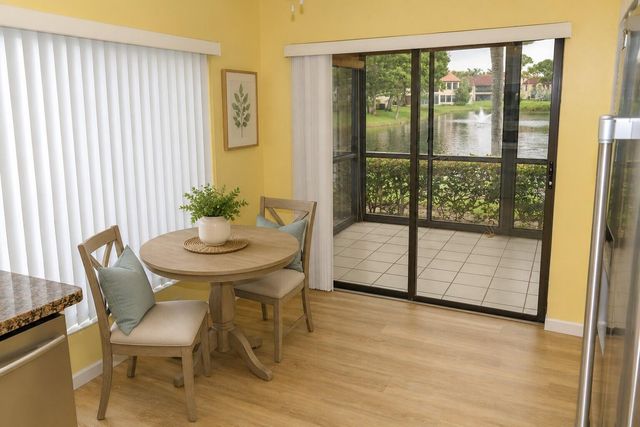 3277 Jog Park Drive, Greenacres, FL 33467