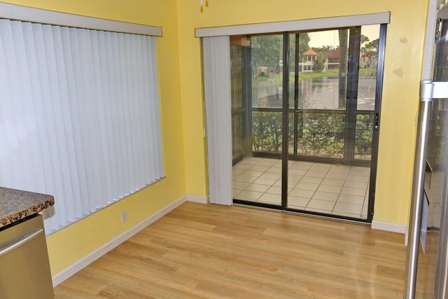 3277 Jog Park Drive, Greenacres, FL 33467