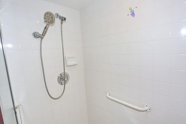 3277 Jog Park Drive, Greenacres, FL 33467