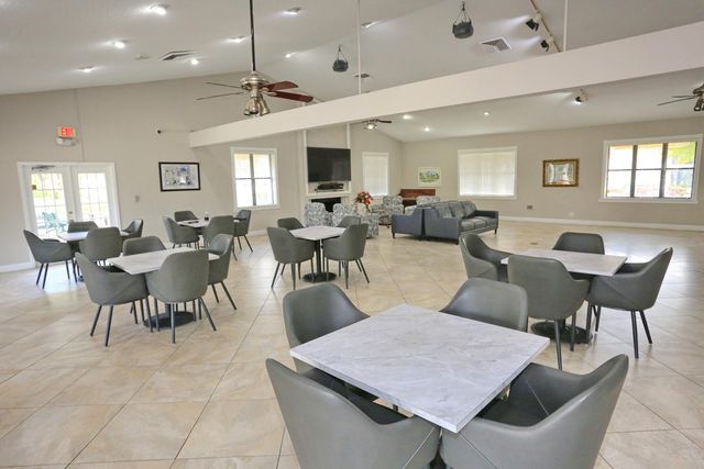 3277 Jog Park Drive, Greenacres, FL 33467