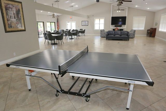 3277 Jog Park Drive, Greenacres, FL 33467