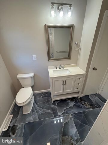 1300 KIRKS LN, Dresher, PA 19025