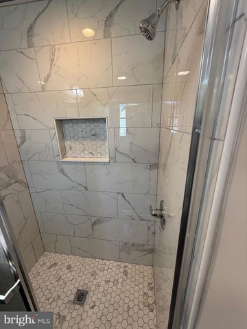 1300 KIRKS LN, Dresher, PA 19025