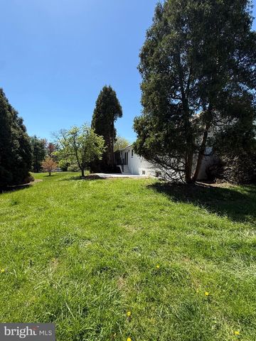 1300 KIRKS LN, Dresher, PA 19025