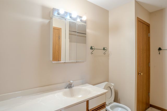 1345 CUNAT Court 3D, Lake In The Hills, IL 60156