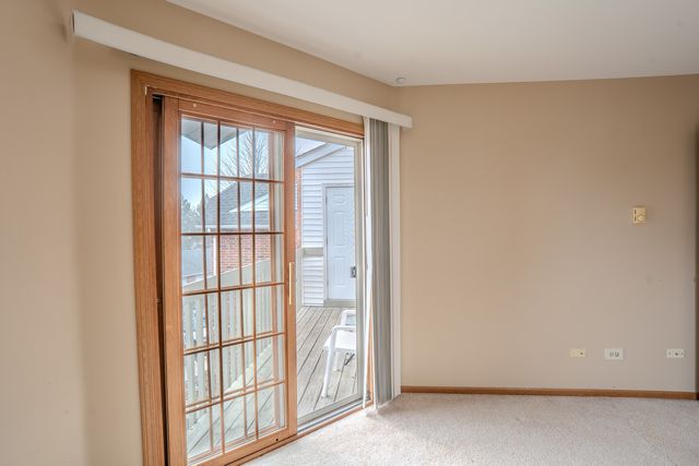 1345 CUNAT Court 3D, Lake In The Hills, IL 60156