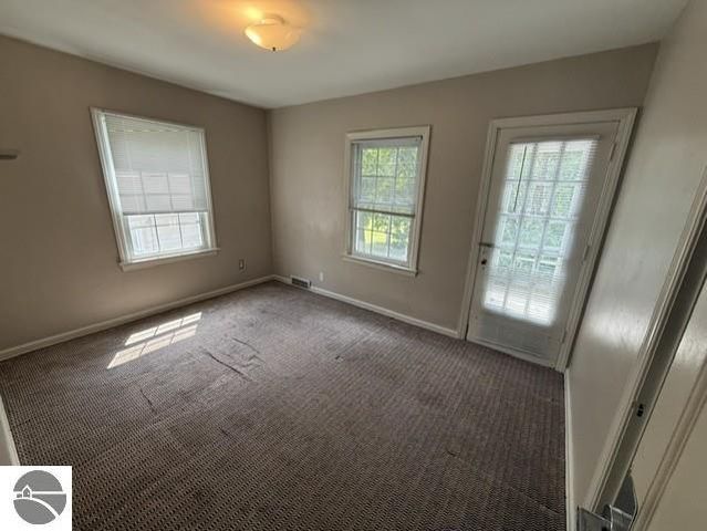 715 W Center Street, Alma, MI 48801