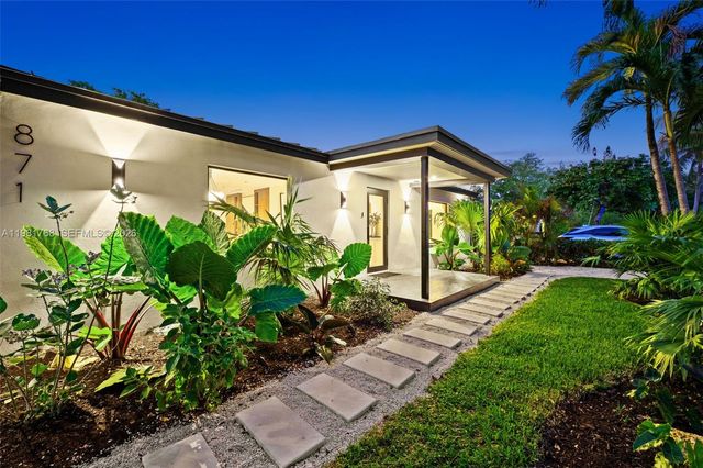 871 NE 128th St, North Miami, FL 33161