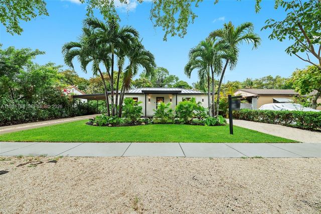 871 NE 128th St, North Miami, FL 33161