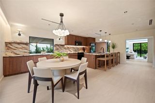 871 NE 128th St, North Miami, FL 33161