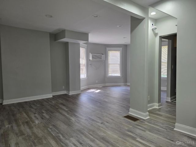 3706 Wieman Avenue, Cincinnati, OH 45205