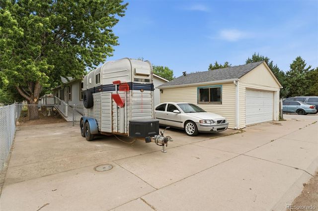 135 Poplar Street, Lochbuie, CO 80603
