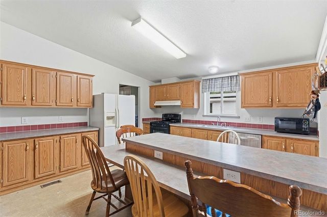 135 Poplar Street, Lochbuie, CO 80603