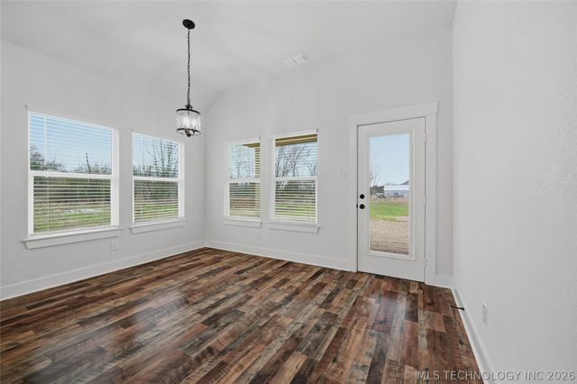 116 8th Avenue, Colbert, OK 74733