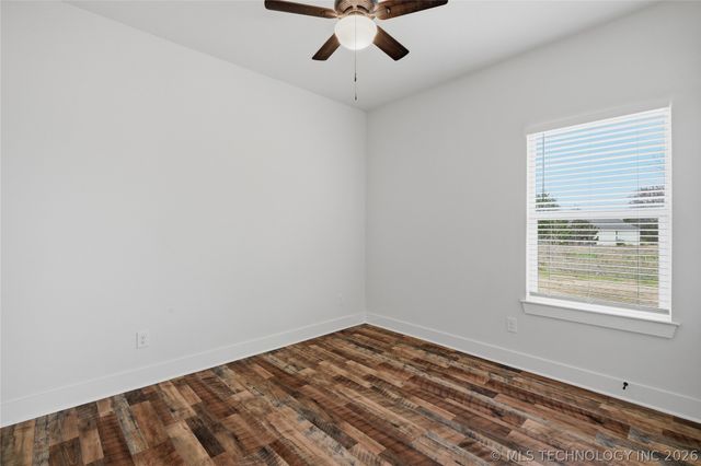 116 8th Avenue, Colbert, OK 74733