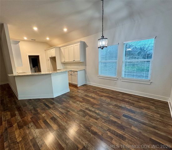 116 8th Avenue, Colbert, OK 74733