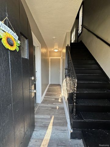 2319 Kendall Street, Detroit, MI 48238