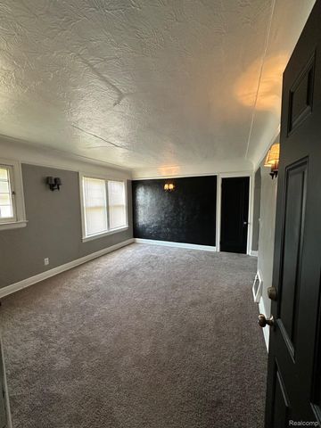 2319 Kendall Street, Detroit, MI 48238