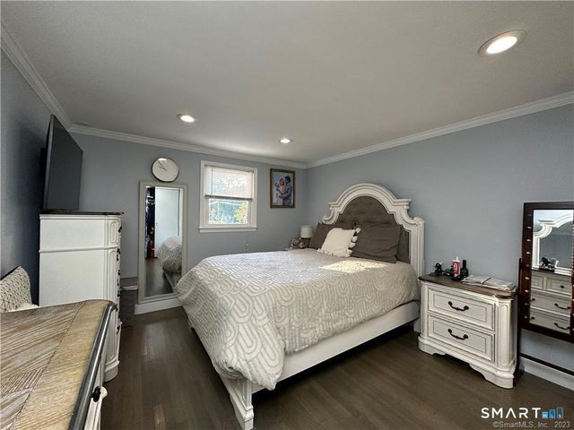 38 Pastors Walk, Monroe, CT 06468
