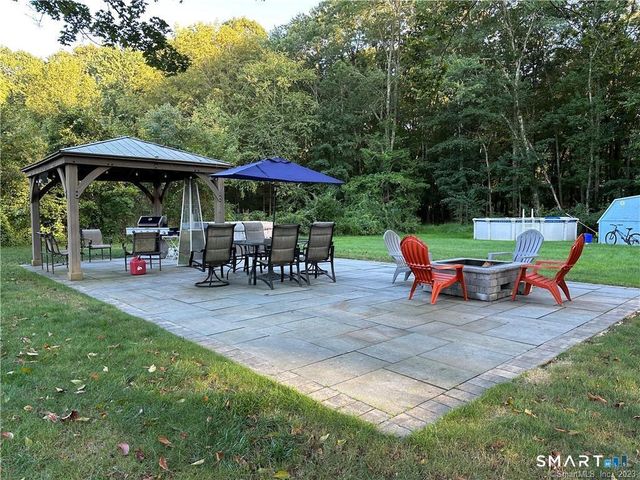 38 Pastors Walk, Monroe, CT 06468