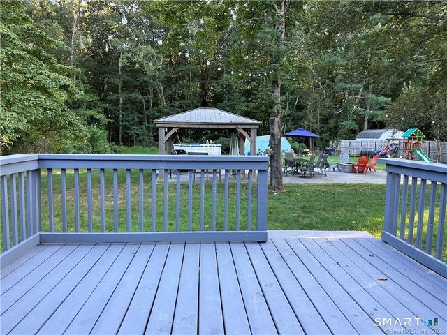 38 Pastors Walk, Monroe, CT 06468